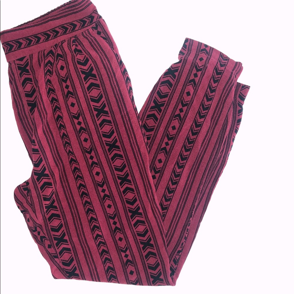 Southwest Capris - Picture 2 of 4